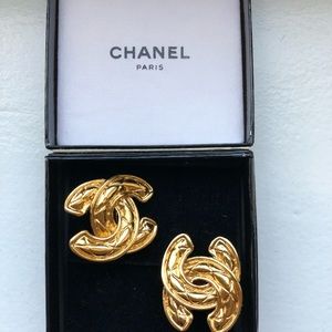 🚫SOLD AUTH RARE Chanel Vintage Earrings
